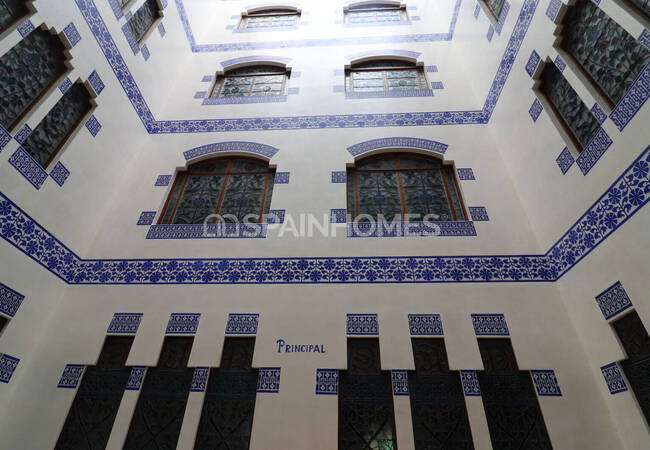Apartments in a Renovated Building Near the Sea in Barcelona 6
