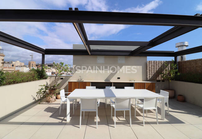 Apartments in a Renovated Building Near the Sea in Barcelona 5