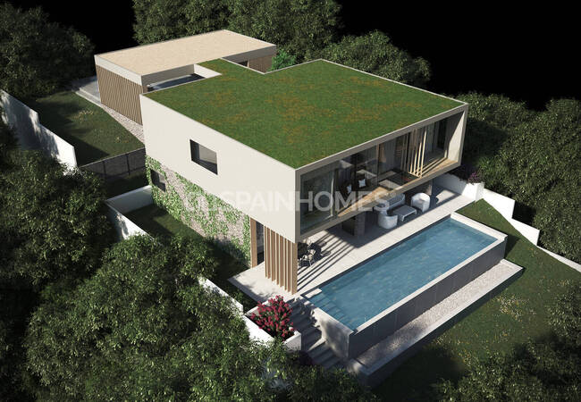Elegant Detached House with Pool and Garden in Barcelona 3