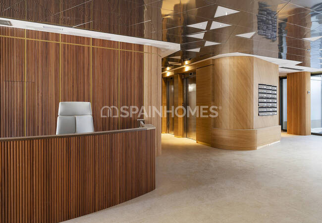 Elegant Apartments with Rooftop Pool in Barcelona 3