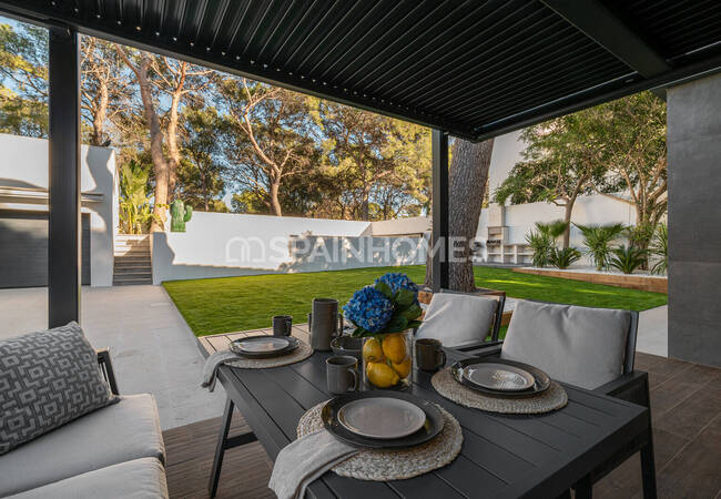 Barselona Castelldefels'te Özel Havuzlu 5 Odalı Villa 1