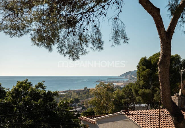 Villa De 5 Dormitorios Con Piscina En Castelldefels, Barcelona 2