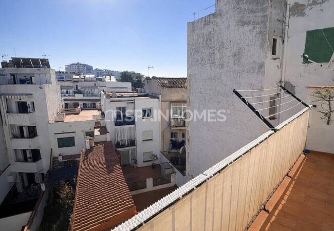 Barcelona Sitges'te Plaja Yürüme Mesafesinde 1+1 Daire 3