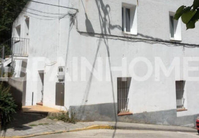 Здания с активным доходом от краткосрочной аренды в Барселоне 1