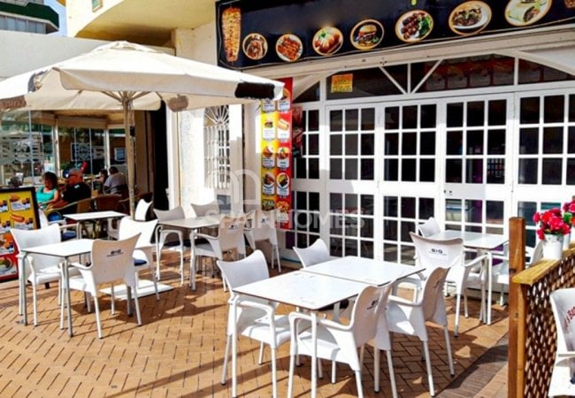 Beachfront Commercial Property with Investment Potential in Fuengirola