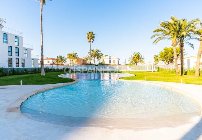 Luxury Beachfront Apartments with Panoramic Sea Views in Denia