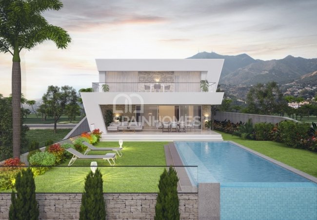 La Cala De Mijas’ta Çevre Dostu Deniz Manzaralı Villalar 2