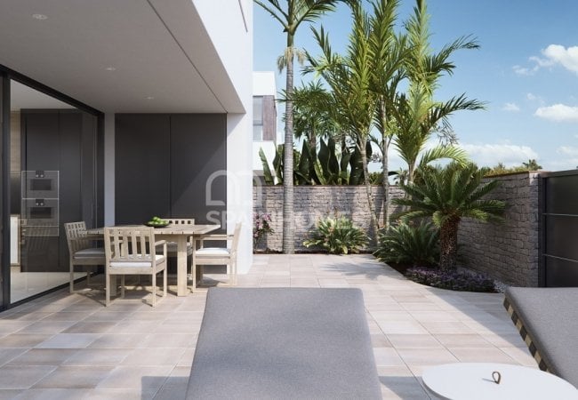 Well-located Bespoke Detached Villas with Sea Views in Alicante 3