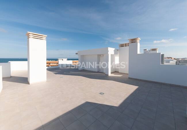 Sea View Apartments with Pool in Gated Complex in Guardamar Del Segura