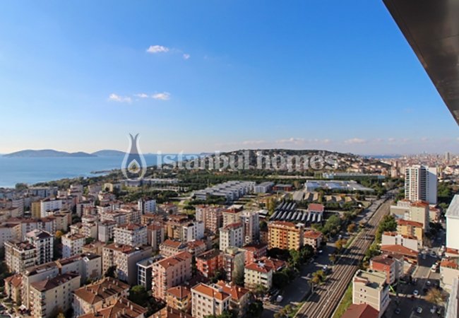 Luminous Apartments with Full-length Windows in Kartal 3