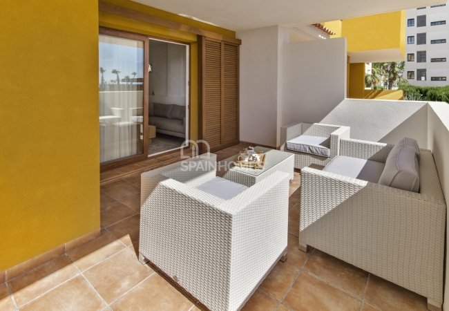 Alicante’de Modern Tasarımlı 2 ve 3 Yatak Odalı Daireler