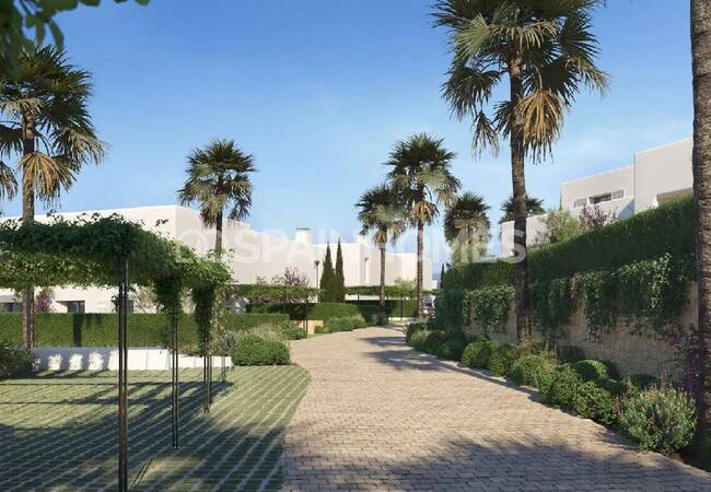 Sotogrande Cadiz'de Özel Havuzlu ve Bahçeli Villalar 3