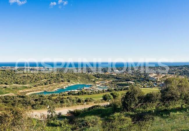 Земельные участки с видом на море и гольф в Сотогранде, Кадис 1