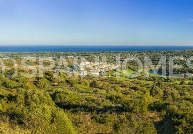 Exclusive Lands with Sea and Golf Views in Cádiz