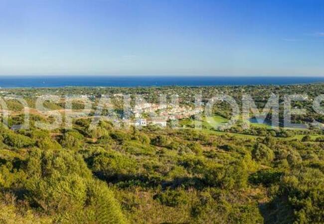 Sotogrande Cádiz'de Deniz ve Golf Manzaralı Arsalar