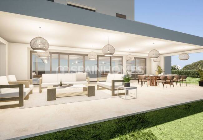 Sotogrande'de Golf Kulübüne Yakın 6 Yatak Odalı Geniş Villa 9