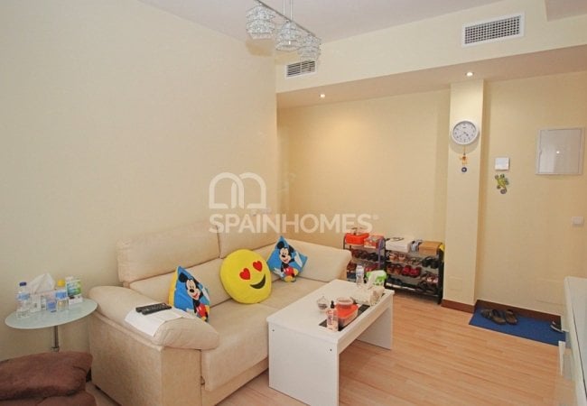 Well-located Apartment in a Residential Area of Velez-malaga 5