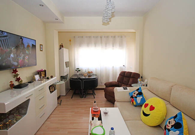 Квартира в Хорошем Жилом Районе в Велес-Малаге 1