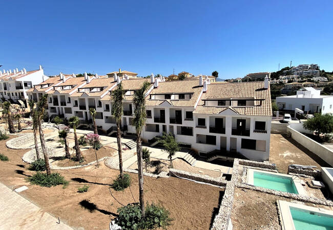City View Townhouses Close to Amenities in Mijas 1