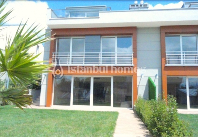 Ready to Move Private and Twin Houses in Sarıyer 7