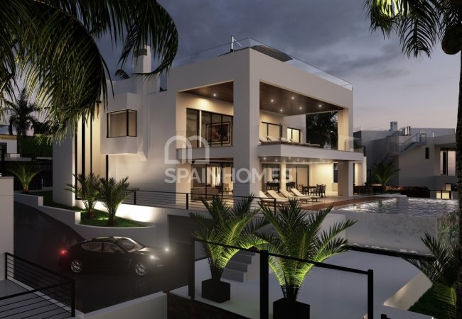 Marbella'da Açık Manzaralı Müstakil Villalar 9