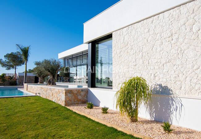 Amplias Villas Con Piscina Privada En San Miguel De Salinas 9