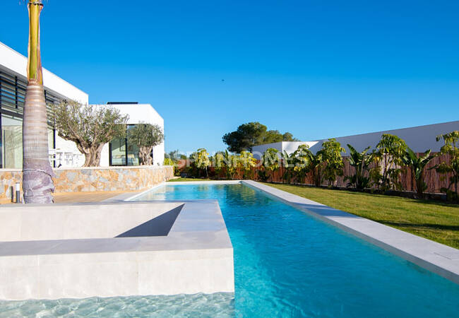 Amplias Villas Con Piscina Privada En San Miguel De Salinas 2