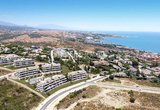 Estepona'da Deniz Manzaralı Ayrıcalıklı Yaşam Sunan Daireler 5