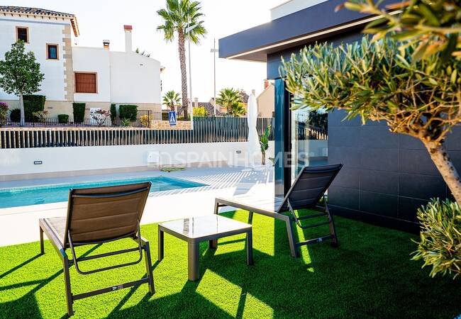 3 Bedroom Detached Houses in Algorfa in the South of the Costa Blanca