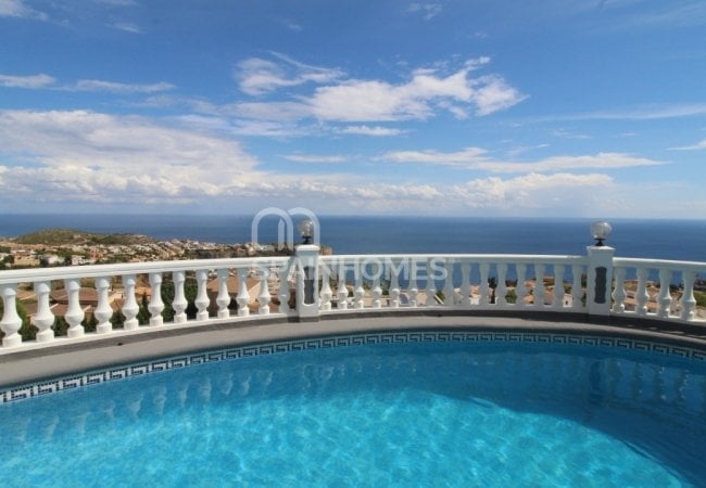 Benitachell’de Deniz Manzaralı Akdeniz Stili Villa 3