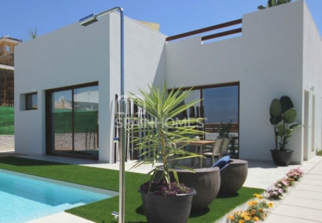 Villas De 3 Dormitorios Con Piscina En Benijófar 3