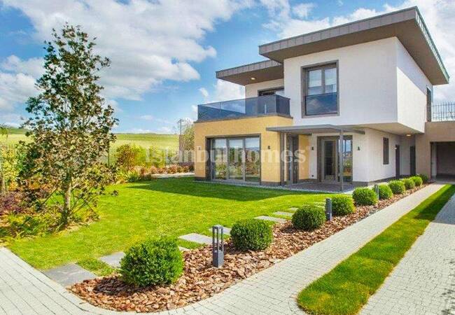 Villas Familliales Piscine Privée À Buyukcekmece 2