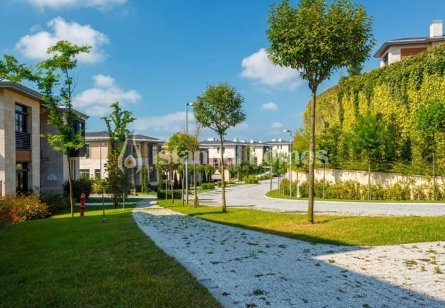 Prestigious Detached Villas in the Best Location of Istanbul 8