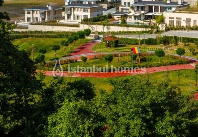 Prestigious Detached Villas in the Best Location of Istanbul 9