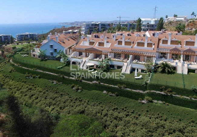 Benalmádena'da Sahile Yakın Lüks Evler 4