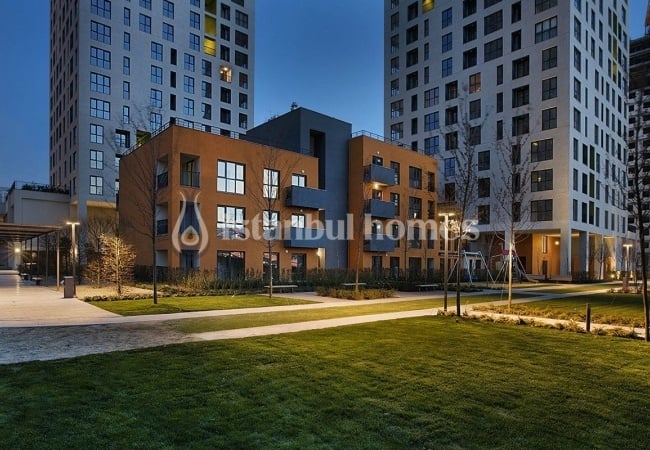 Modern and Lively Design Apartments in Central Esenyurt 10