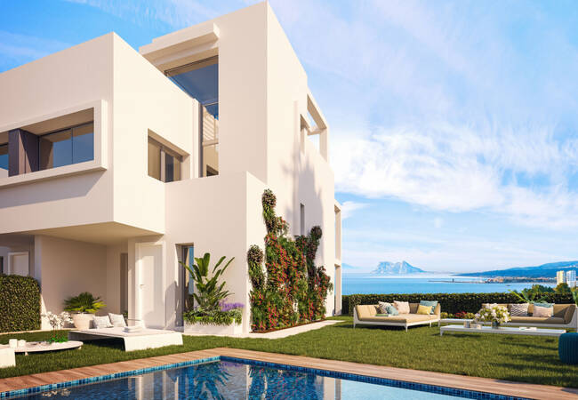 Sea View Townhouses in Fabulous Residential Development of Manilva 1