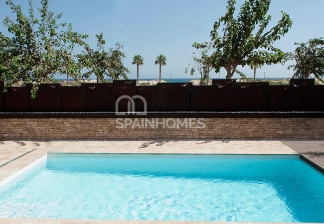 Alicante’de Panoramik Deniz Manzaralı Müstakil Villa 14