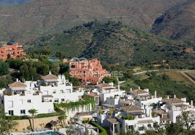 2 & 3 Bedroom Properties in a Great Location of Ojén Next to Marbella 15