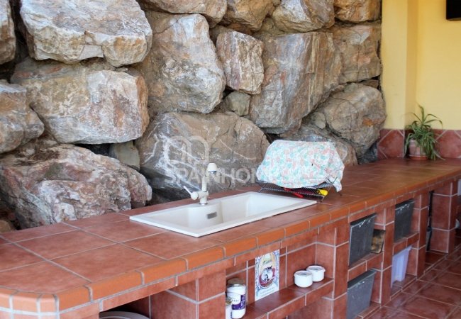 Benalmádena'da Panoramik Deniz Manzaralı Villa 12