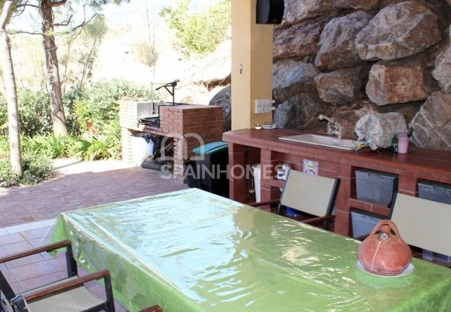 Benalmádena'da Panoramik Deniz Manzaralı Villa 13