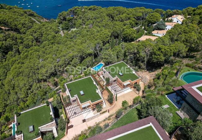 Sea-view Houses with Near the Beach in Begur Girona 1