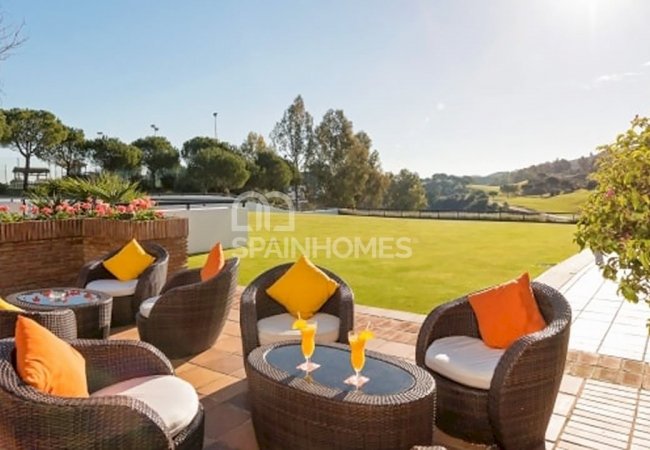 Apartamentos Contemporáneos Con Grandes Terrazas En Mijas Costa 5