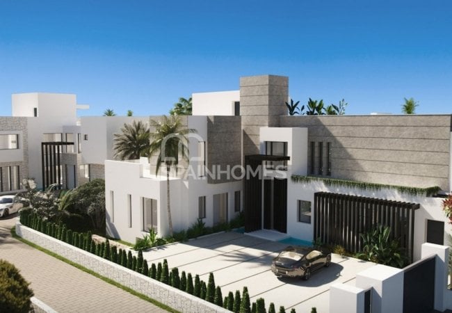 Amplias Y Luminosas Villas Con Piscina Cubierta En Marbella 2