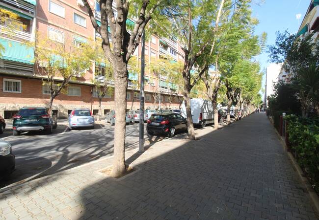 Ground Floor Apartment Next to Plaza Manila Alicante 1