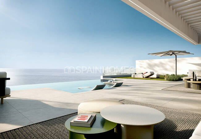 Granada Almuñecar'da Plajın Yanı Başında Özel Havuzlu Villalar 14