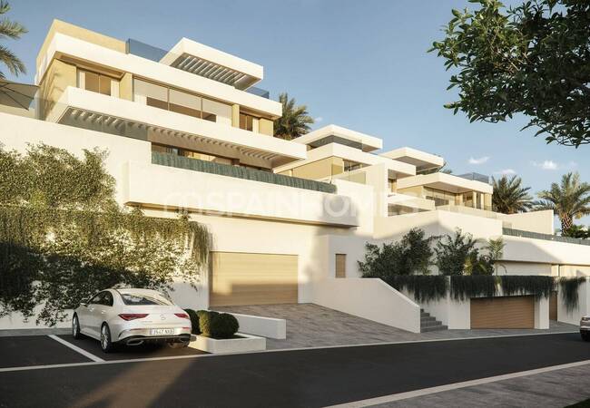 Granada Almuñecar'da Plajın Yanı Başında Özel Havuzlu Villalar 6