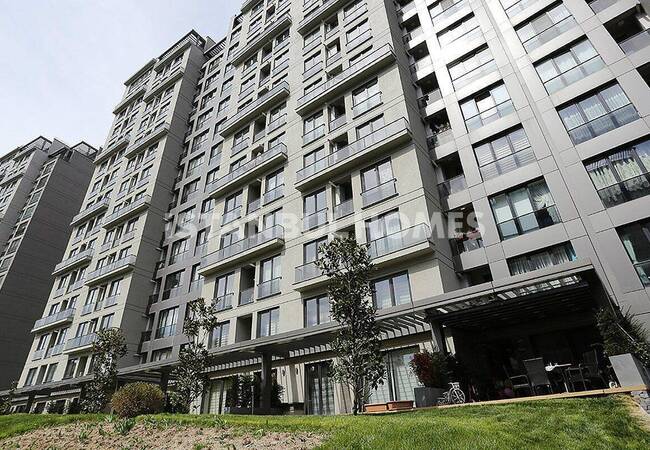 Esenyurt'ta Mükemmel Peyzajlı Lüks Sitede Satılık Daireler 5