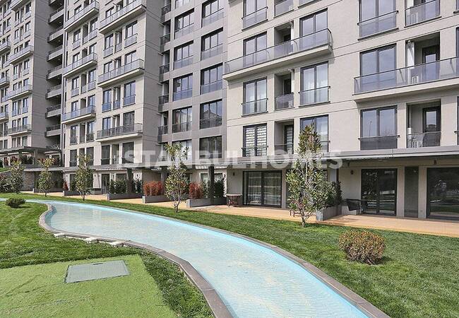 Esenyurt'ta Mükemmel Peyzajlı Lüks Sitede Satılık Daireler 11