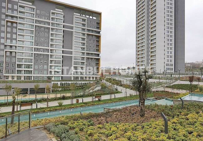 Luxuriöse Wohnungen In Istanbul Bahcesehir Mit Seeblick 16